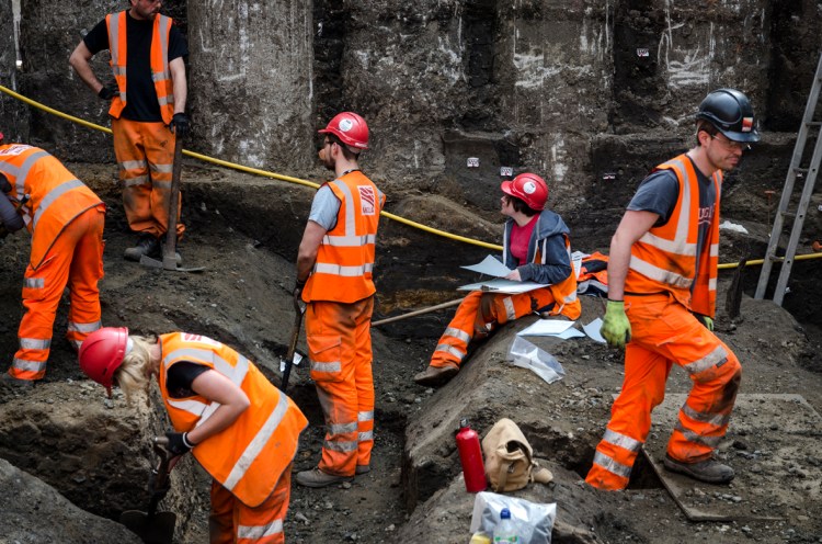 CrossrailArchaeology_BR_01