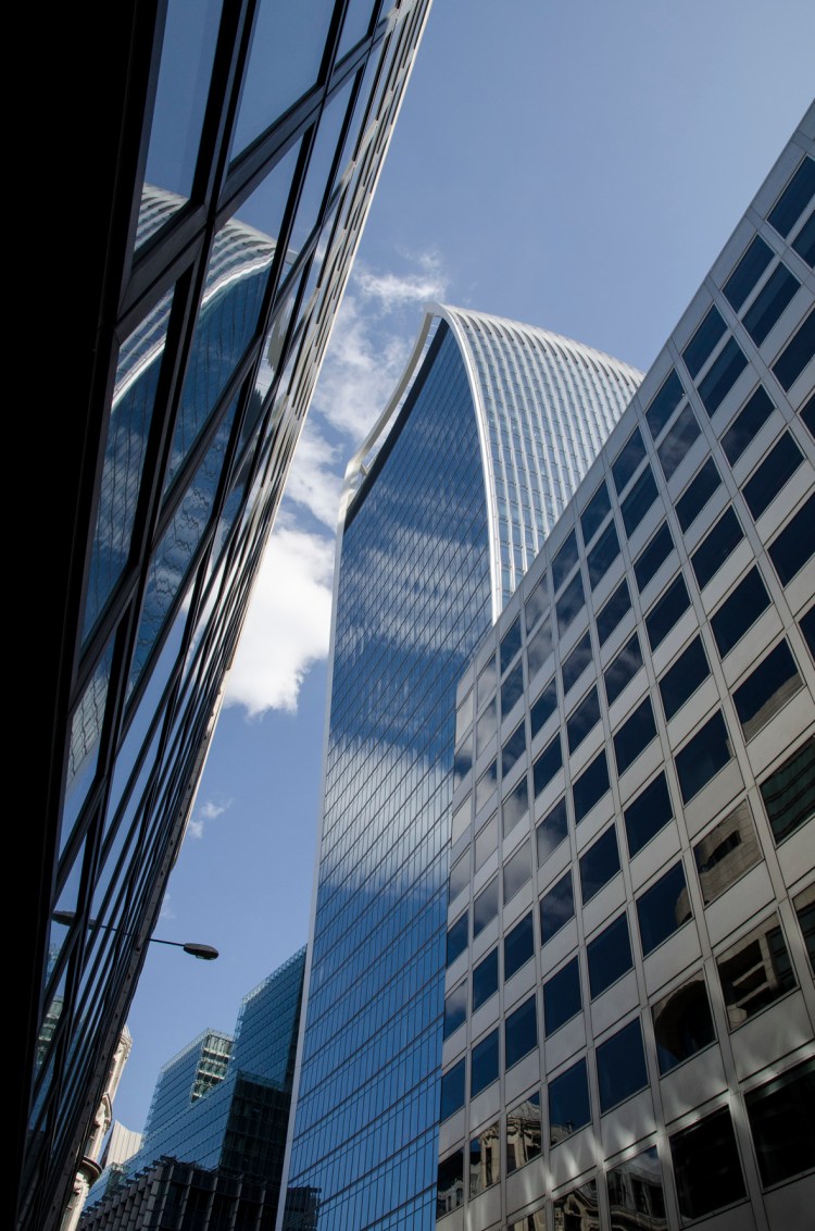 WalkieTalkie_SkyGarden_BR_01